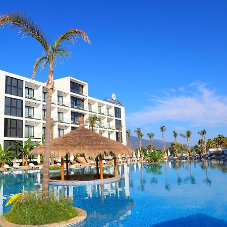 Oricon Coast Luxury Resort Орикум Экстерьер фото