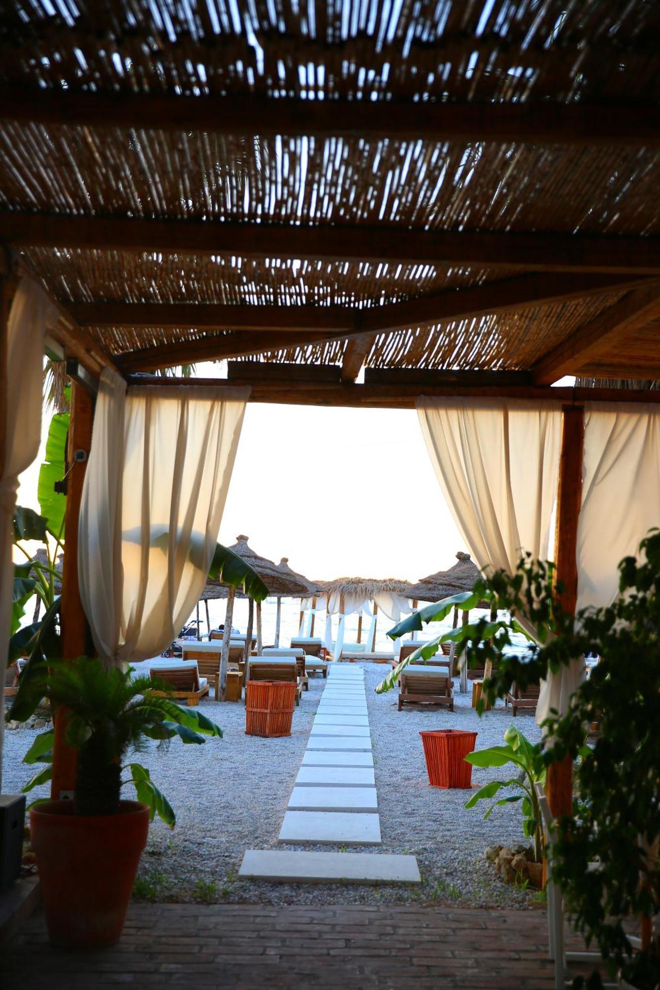 Oricon Coast Luxury Resort Орикум Экстерьер фото